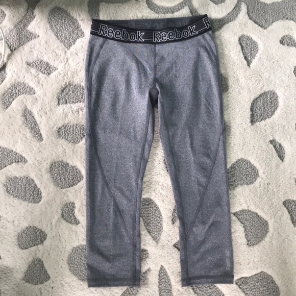 Grey cropped leggings from Reebok! - Picture 1 of 4